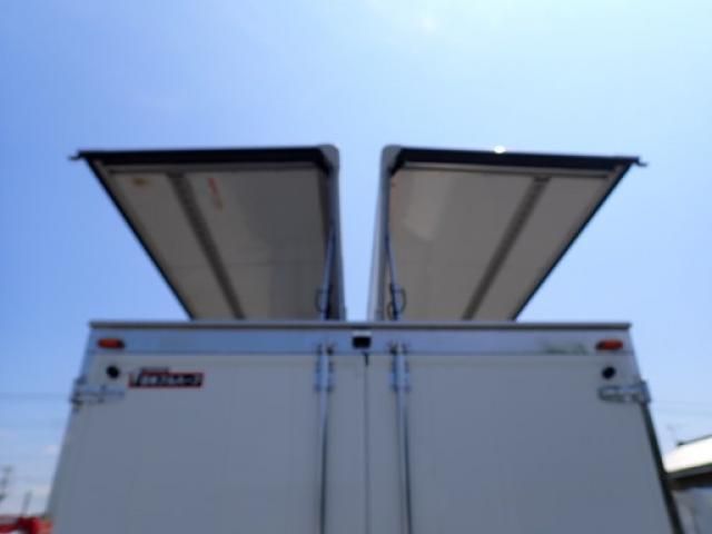 Hino RANGER 2021-05 8733072-25