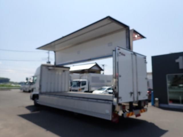 Hino RANGER 2021-05 8733072-26