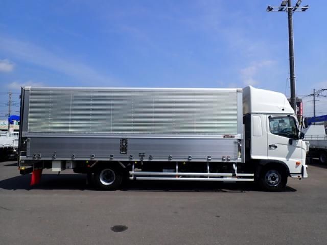 Hino RANGER 2021-05 8733072-3