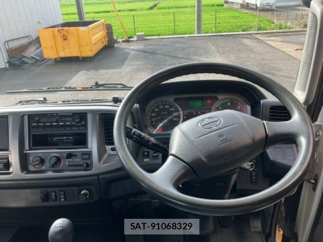 Hino RANGER 2014-05 8745472-18