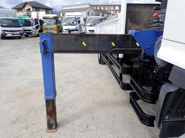 Hino RANGER 2016-02 8733069-9