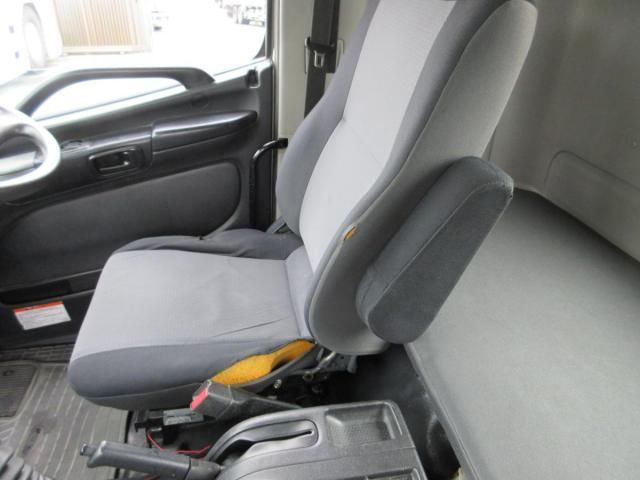 Hino RANGER 2014-08 8770758-15