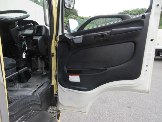 Hino RANGER 2014-08 8770758-7