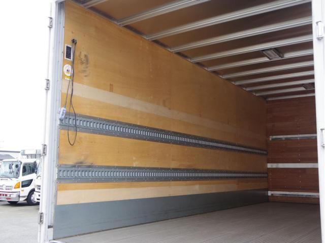 Hino RANGER 2023-01 8770750-13