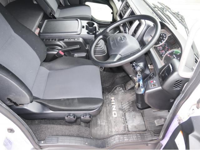 Hino RANGER 2016-10 8770752-29