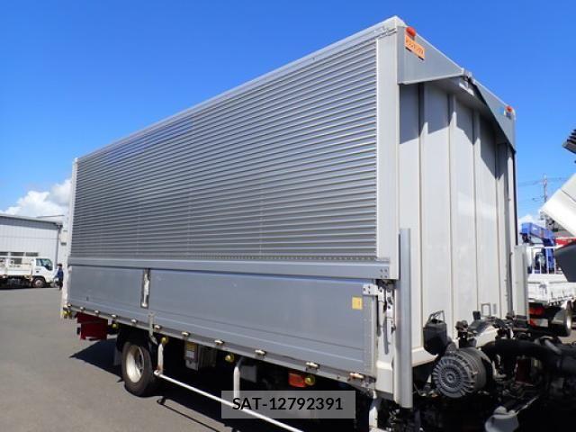 Hino RANGER 2018-02 8831262-11