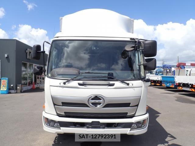 Hino RANGER 2018-02 8831262-1