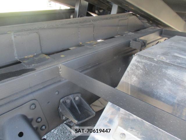 Hino RANGER 2006-09 8850478-15