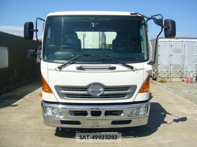 Hino RANGER 2016-04 8849687-4