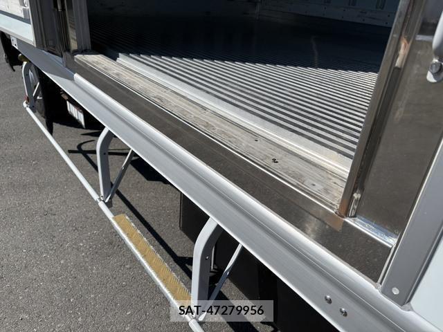 Hino RANGER 2016-12 8850482-15