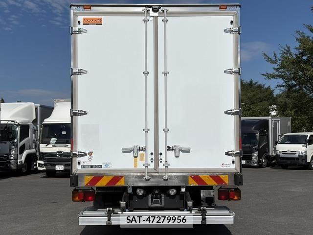 Hino RANGER 2016-12 8850482-6