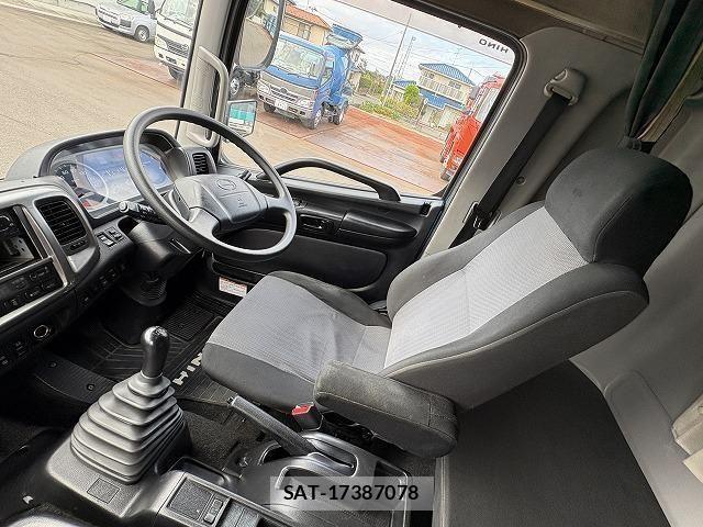 Hino RANGER 2016-03 8850479-11