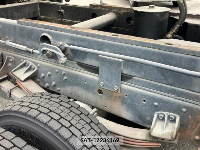 Hino RANGER 2011-10 8850480-18