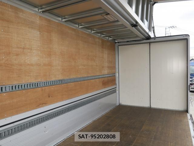 Hino RANGER 2023-09 8849859-9