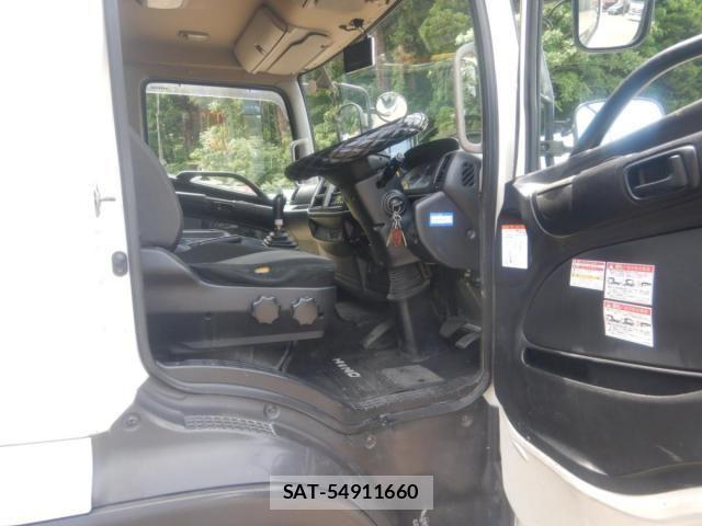 Hino RANGER 2016-04 8850475-9