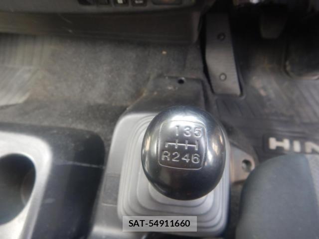 Hino RANGER 2016-04 8850475-13