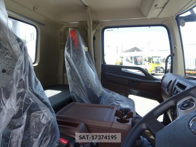 Hino RANGER 2025-11 8871918-18