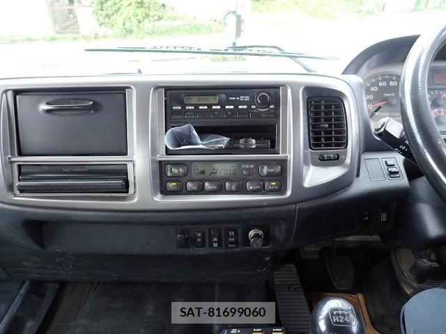 Hino RANGER 2015-09 8881796-13