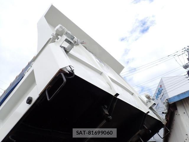 Hino RANGER 2015-09 8881796-15