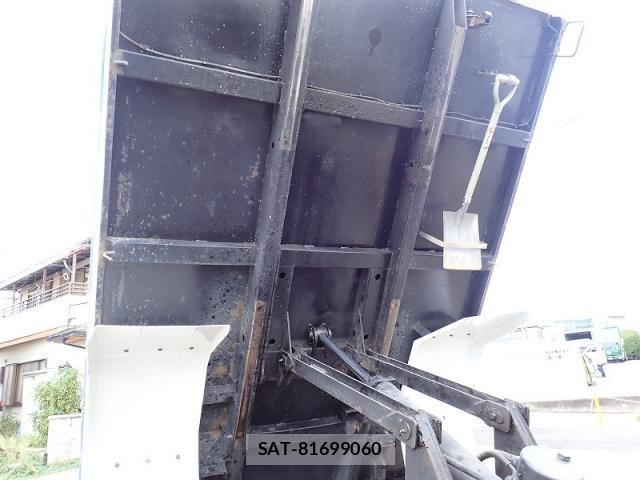 Hino RANGER 2015-09 8881796-16