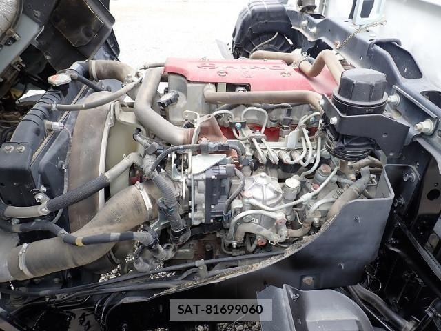 Hino RANGER 2015-09 8881796-23