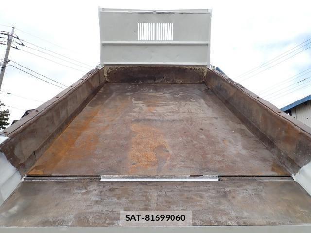 Hino RANGER 2015-09 8881796-6