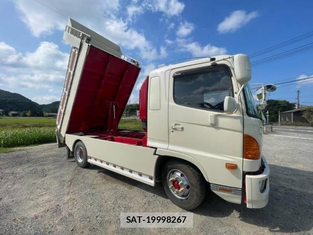 Hino RANGER 2017-01 8881790-17