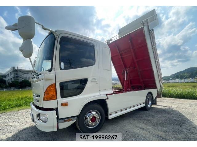 Hino RANGER 2017-01 8881790-18