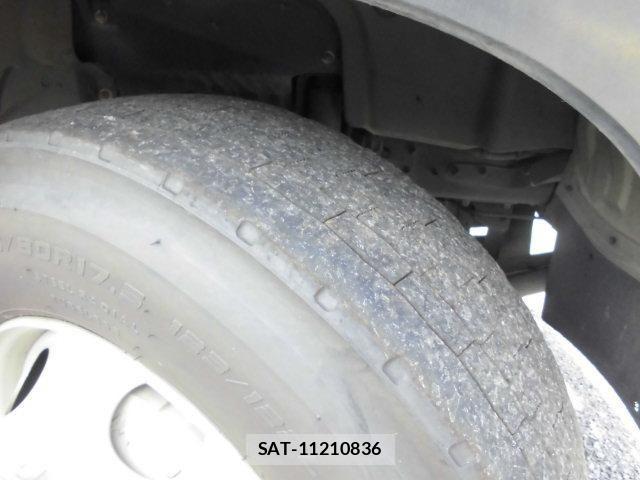 Hino RANGER 2015-10 8486008-25