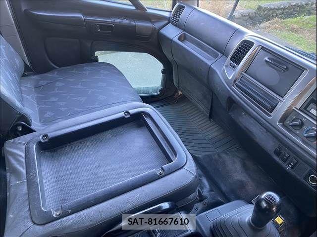 Hino RANGER PRO 2013-11 6753017-24