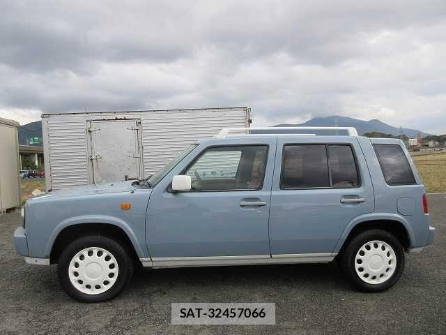 Nissan RASHEEN 1998-02 1847853-16
