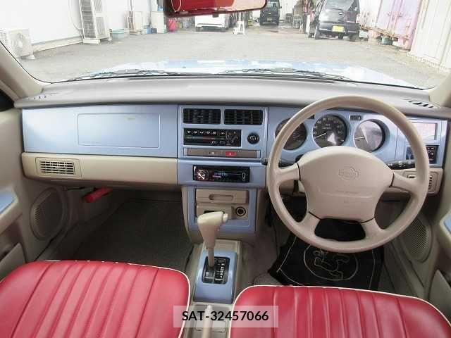 Nissan RASHEEN 1998-02 1847853-1