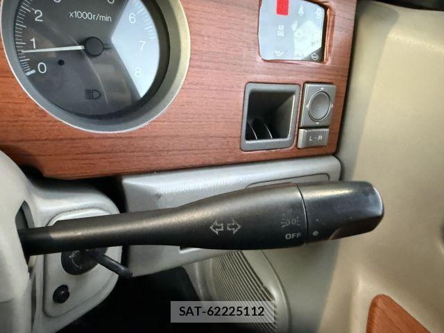 Nissan RASHEEN 1996-07 2032746-18