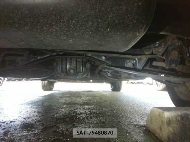 Nissan RASHEEN 1998-09 5876628-4