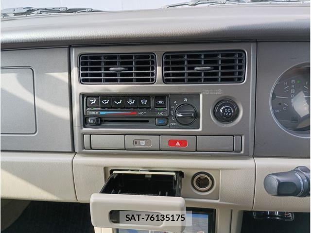 Nissan RASHEEN 1998-03 7224052-18