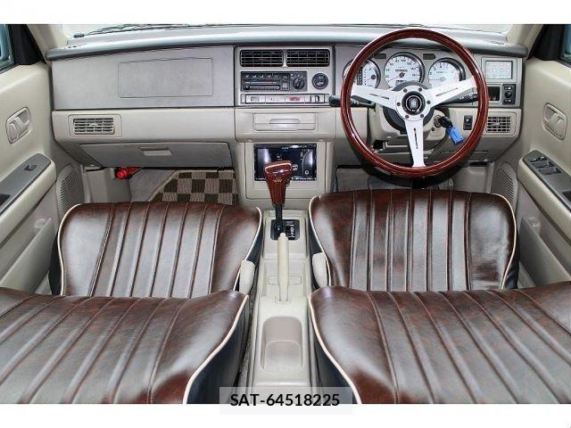 Nissan RASHEEN 1999-01 7224053-1