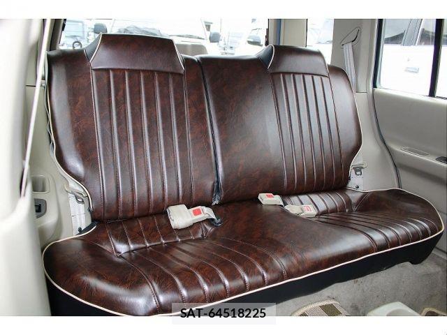Nissan RASHEEN 1999-01 7224053-6
