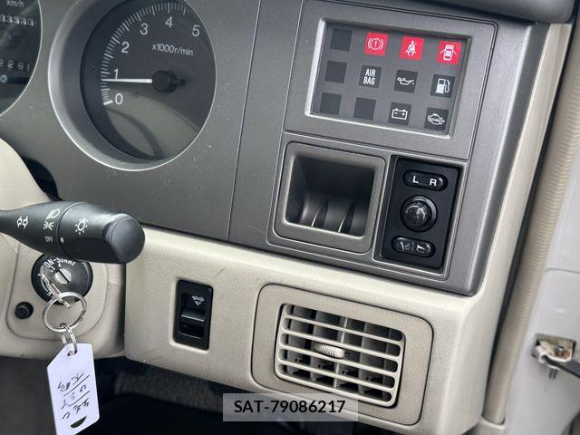 Nissan RASHEEN 1998-07 7329646-7