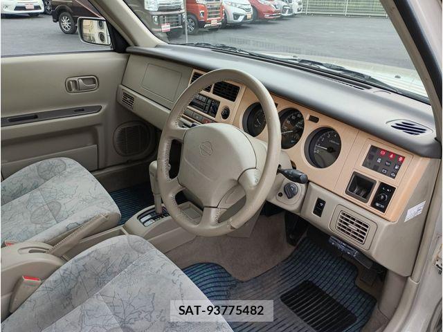 Nissan RASHEEN 2000-06 7393812-9