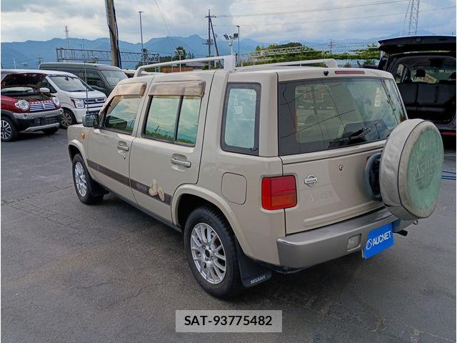 Nissan RASHEEN 2000-06 7393812-5