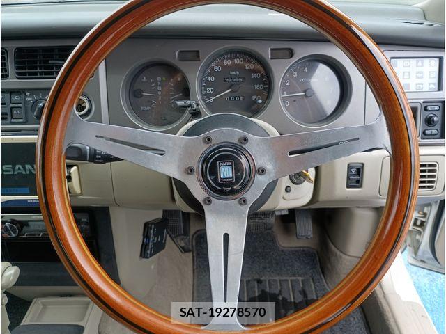 Nissan RASHEEN 2000-11 7457178-17
