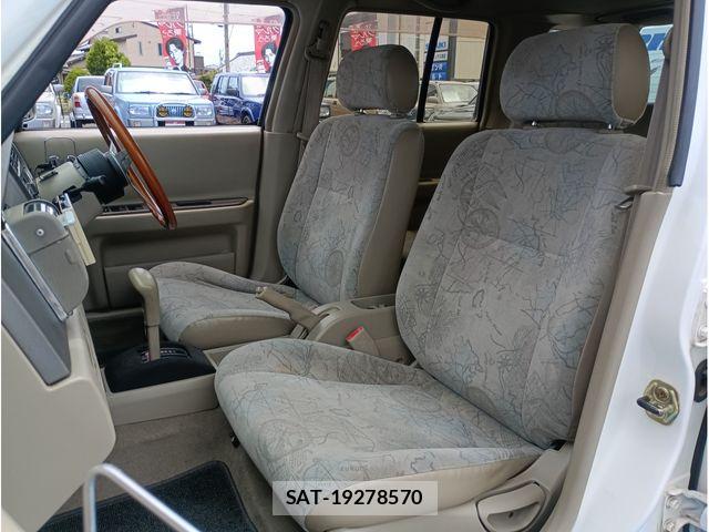 Nissan RASHEEN 2000-11 7457178-28
