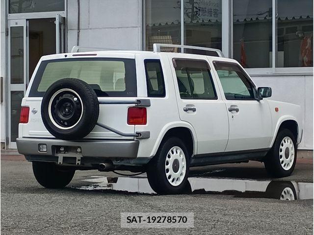 Nissan RASHEEN 2000-11 7457178-4