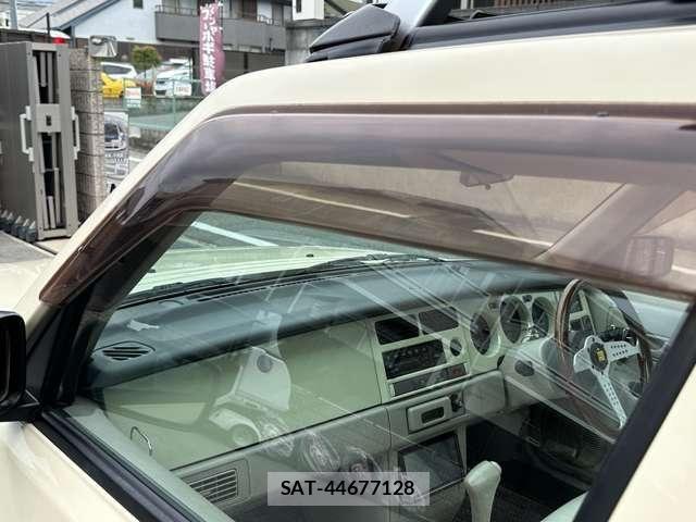 Nissan RASHEEN 1995-07 7727720-11