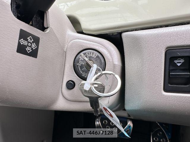 Nissan RASHEEN 1995-07 7727720-16