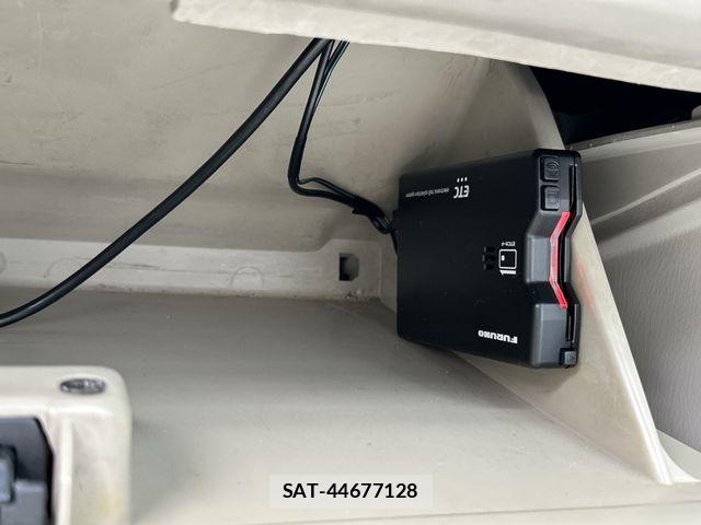 Nissan RASHEEN 1995-07 7727720-21