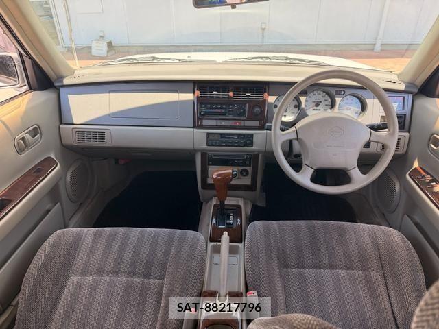 Nissan RASHEEN 1999-10 8368308-18