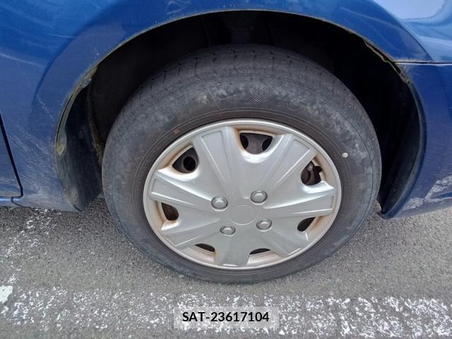 Toyota RAUM 2009-02 4979498-13
