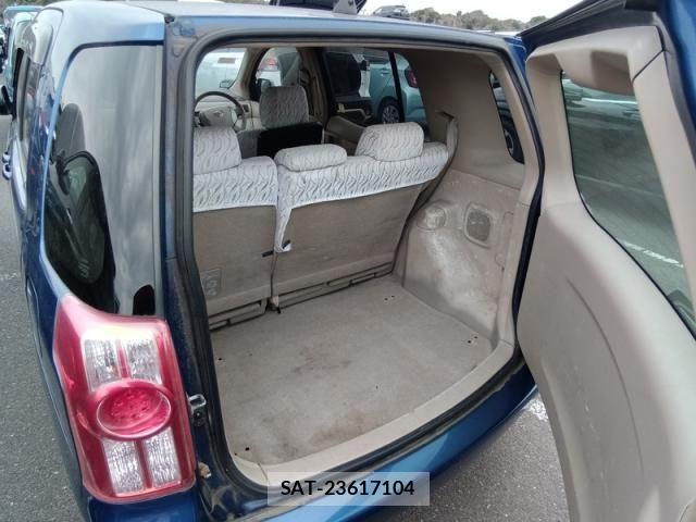 Toyota RAUM 2009-02 4979498-5