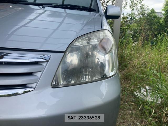 Toyota RAUM 2010-01 7224058-3